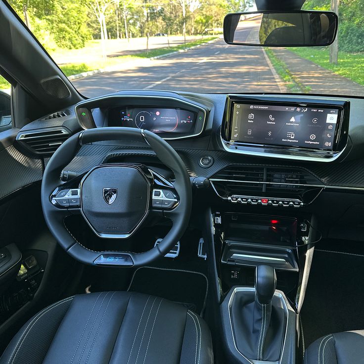 Peugeot 208 2025 - Image 1