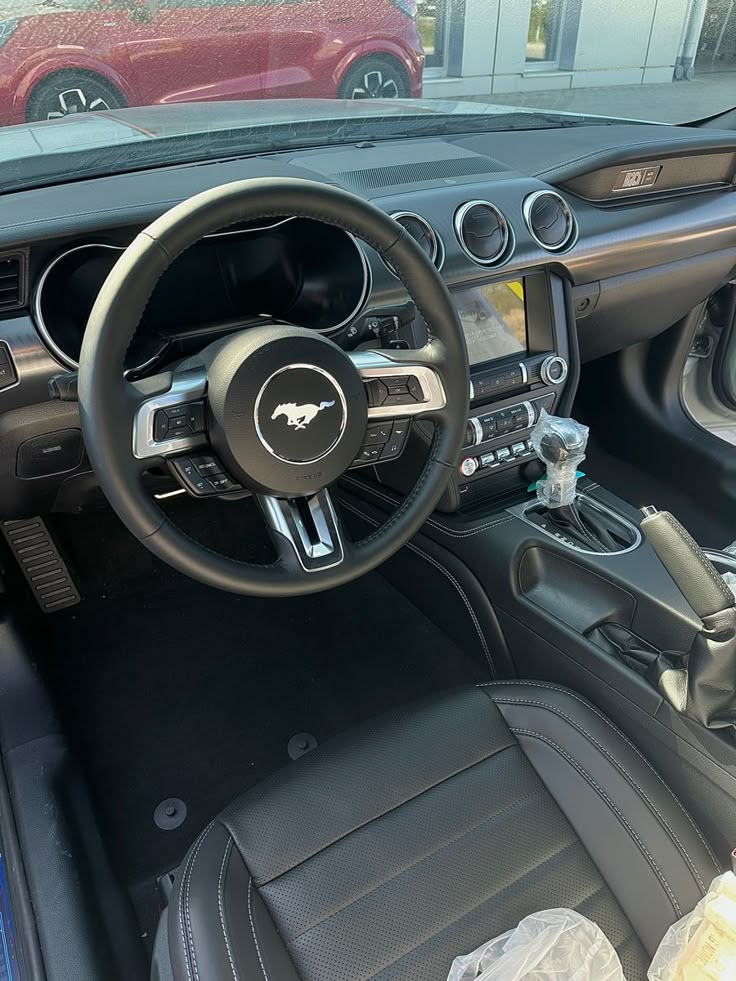 Ford Mustang - Image 1